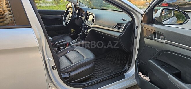 Hyundai Avante 2016, 188,000 km - 1.6 l - Bakı