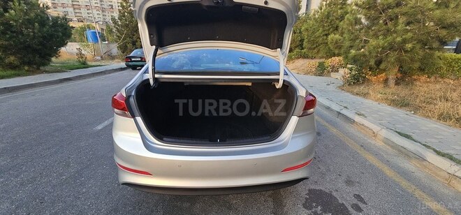 Hyundai Avante 2016, 188,000 km - 1.6 l - Bakı