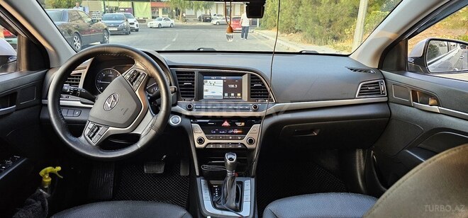 Hyundai Avante 2016, 188,000 km - 1.6 l - Bakı