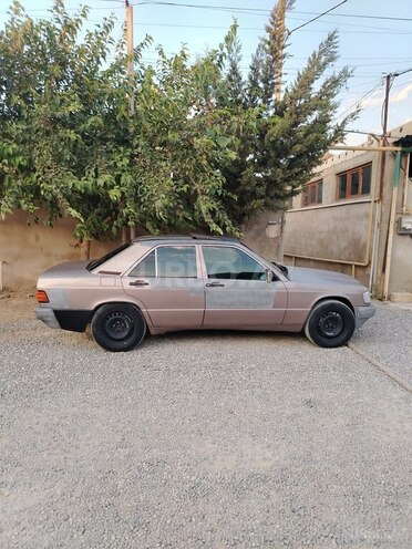 Mercedes 190 1992, 352,000 km - 2.0 л - Bakı