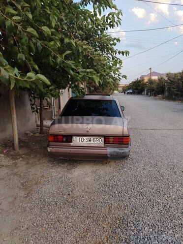 Mercedes 190 1992, 352,000 km - 2.0 л - Bakı