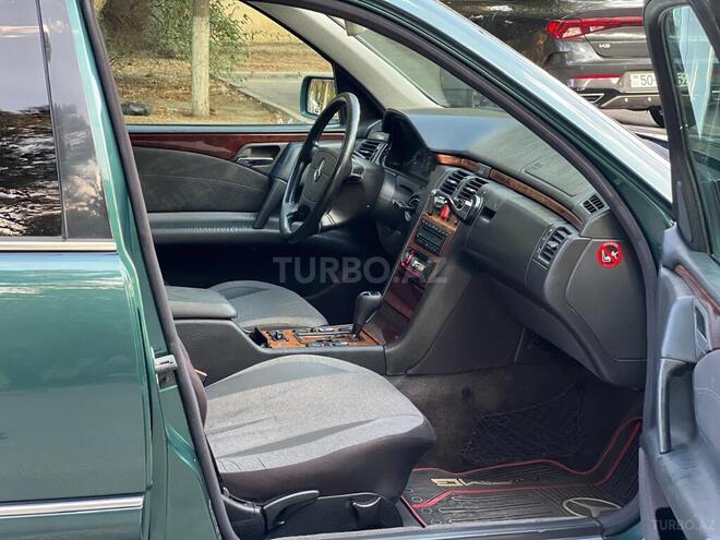 Mercedes E 320 1999, 276,000 km - 3.2 l - Sumqayıt
