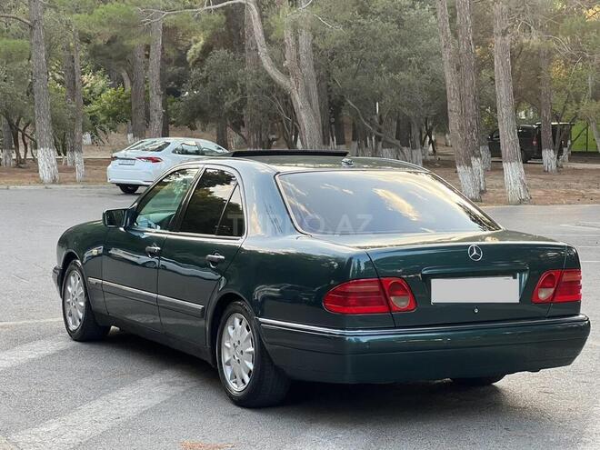 Mercedes E 320 1999, 276,000 km - 3.2 l - Sumqayıt