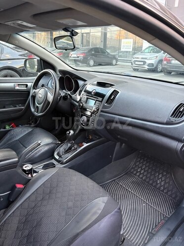 Kia Cerato Koup 2011, 141,000 km - 1.6 l - Bakı