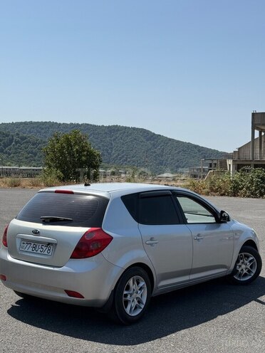 Kia Ceed 2007, 290,000 km - 1.4 l - Qəbələ