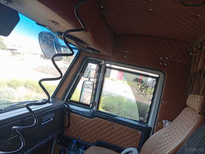 KamAz 6520 2006, 115,000 km - 11.0 l - Saatlı