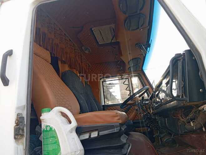 KamAz 6520-8