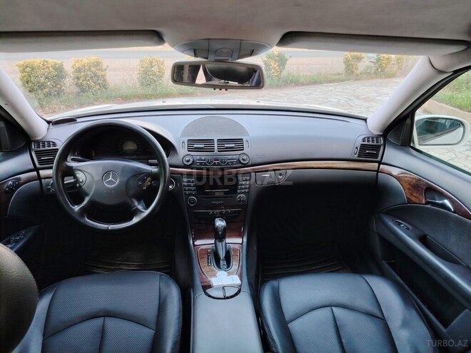 Mercedes E 220 2005, 384,000 km - 2.2 l - Tovuz