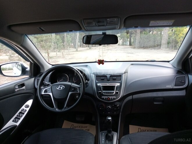 Hyundai Accent 2015, 214,500 km - 1.6 l - Bakı