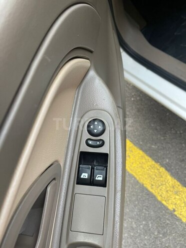 Peugeot 405 2020, 166,000 km - 1.6 л - Bakı