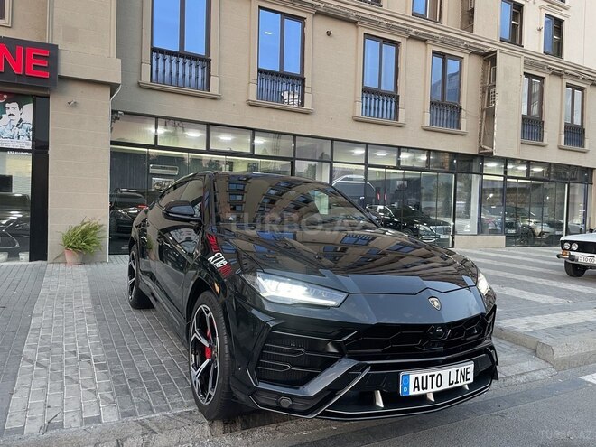 Lamborghini Urus-3