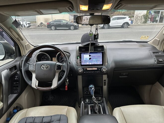 Toyota Land Cruiser Prado 2010, 175,000 km - 2.7 l - Bakı