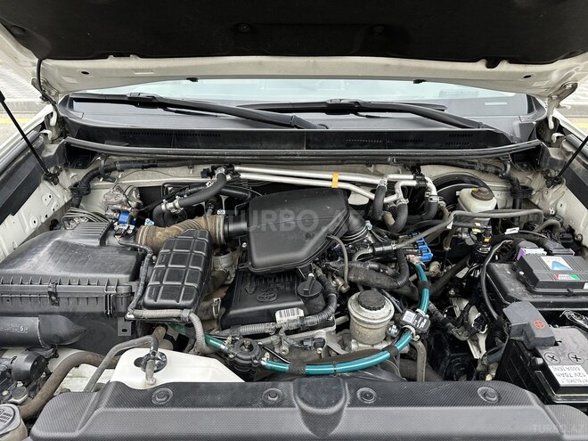 Toyota Land Cruiser Prado 2010, 175,000 km - 2.7 l - Bakı