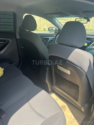 Hyundai Elantra 2015, 119,896 km - 1.8 l - Bakı