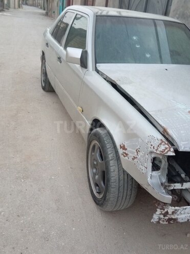 Mercedes C 220 1995, 100,000 km - 2.2 l - Bakı