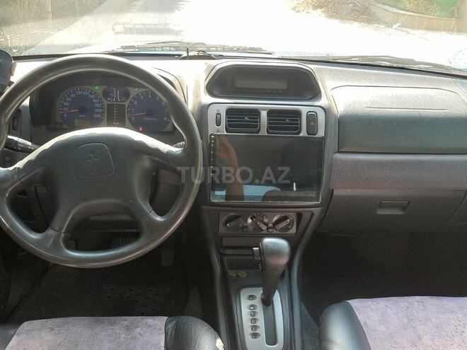 Mitsubishi  2001, 190,000 km - 2.0 l - Bakı