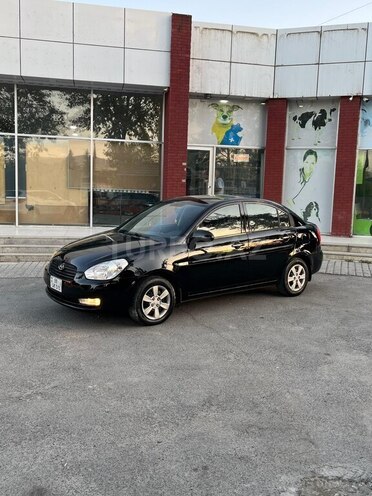 Hyundai Accent 2009, 301,459 km - 1.4 л - İsmayıllı