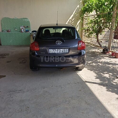 Toyota Auris 2009, 244,052 km - 1.4 l - Samux