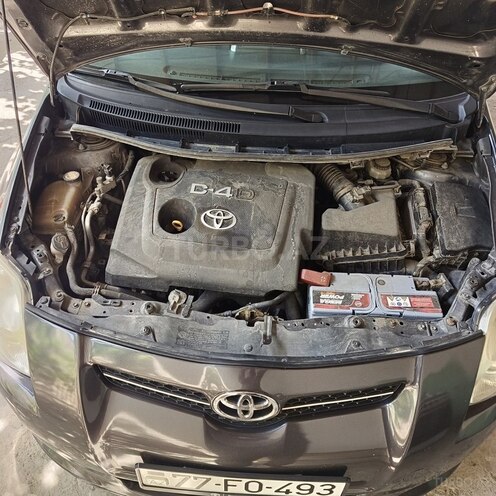 Toyota Auris 2009, 244,052 km - 1.4 l - Samux