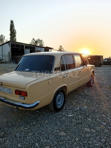 LADA (VAZ) 21011 1977, 333,412 km - 1.3 л - Bakı