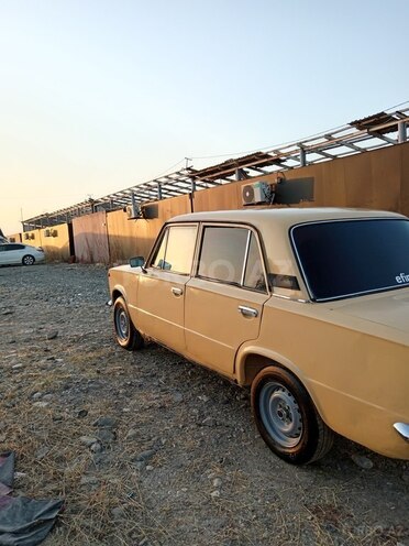 LADA (VAZ) 21011 1977, 333,412 km - 1.3 л - Bakı