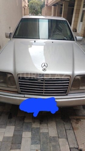 Mercedes E 220 1995, 700,000 km - 2.2 l - Bakı