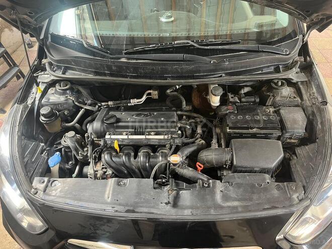 Hyundai Accent 2011, 177,000 km - 1.6 l - Bakı