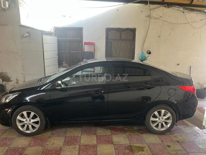 Hyundai Accent 2011, 177,000 km - 1.6 l - Bakı