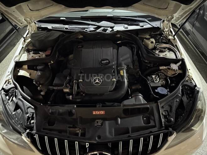 Mercedes C 250 2014, 252,000 km - 1.8 l - Bakı