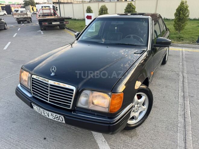 Mercedes E 230 1995, 300,000 km - 2.3 l - Bakı