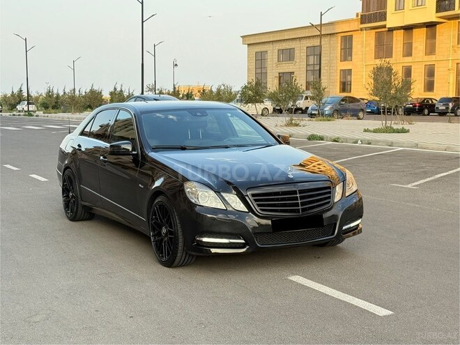 Mercedes E 220 2010, 212,563 km - 2.1 l - Bakı
