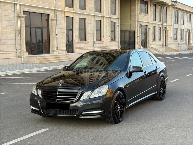 Mercedes E 220 2010, 212,563 km - 2.1 l - Bakı