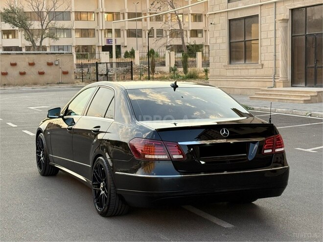Mercedes E 220 2010, 212,563 km - 2.1 l - Bakı