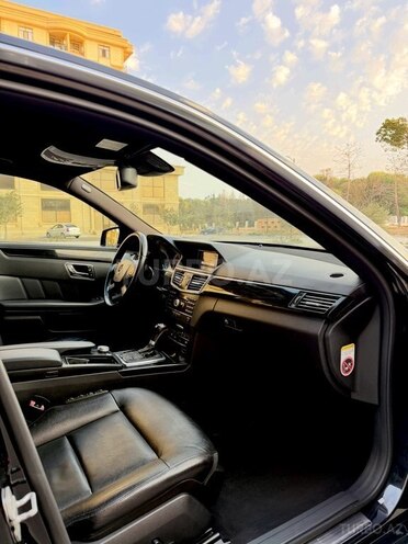 Mercedes E 220 2010, 212,563 km - 2.1 l - Bakı
