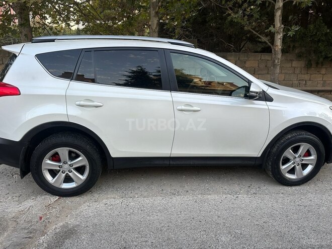 Toyota RAV4 2014, 196,000 km - 2.0 l - Bakı