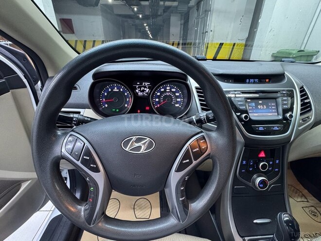 Hyundai Elantra 2015, 311,431 km - 1.8 l - Bakı