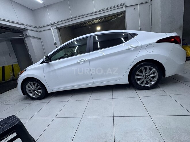 Hyundai Elantra 2015, 311,431 km - 1.8 l - Bakı