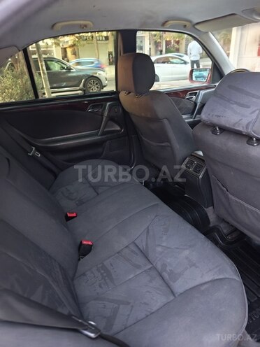 Mercedes E 200 1999, 276,000 km - 2.0 л - Bakı