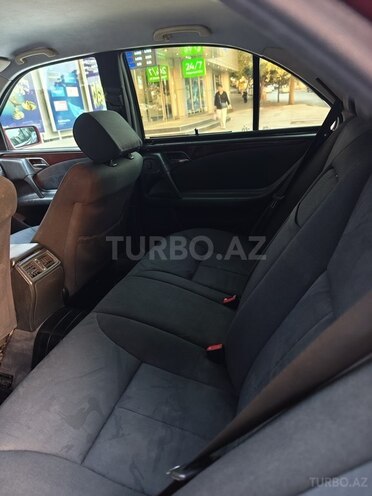 Mercedes E 200 1999, 276,000 km - 2.0 л - Bakı