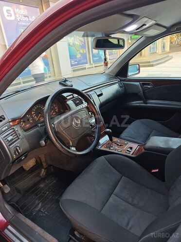 Mercedes E 200 1999, 276,000 km - 2.0 л - Bakı