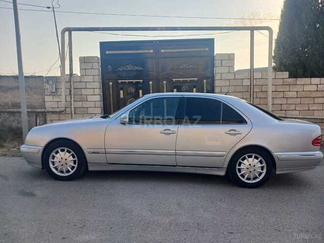 Mercedes E 240 1999, 298,000 km - 2.4 l - Şirvan