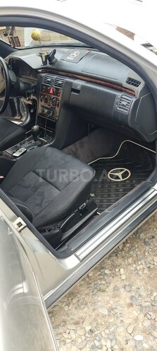 Mercedes E 230 1995, 546,079 km - 2.3 l - Sabirabad