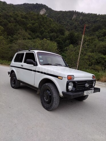 LADA (VAZ) Niva 2000, 100,000 km - 1.7 l - Quba