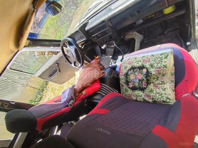 LADA (VAZ) Niva 2000, 100,000 km - 1.7 l - Quba