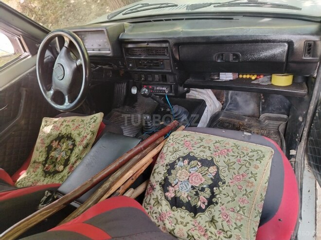 LADA (VAZ) Niva 2000, 100,000 km - 1.7 l - Quba
