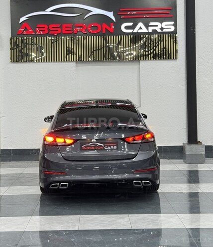 Hyundai Elantra 2015, 136,000 km - 1.6 л - Sumqayıt