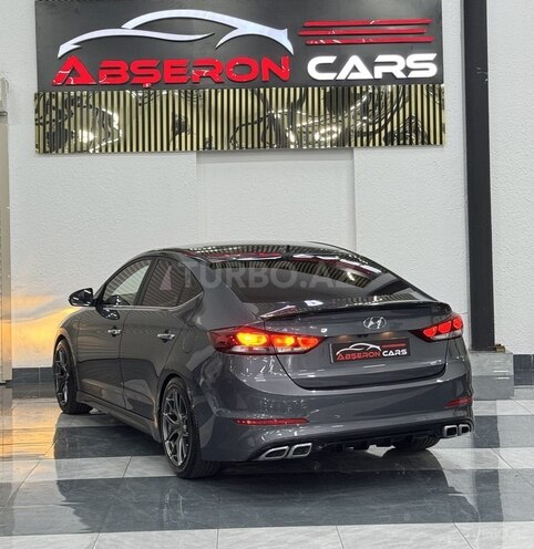 Hyundai Elantra 2015, 136,000 km - 1.6 л - Sumqayıt