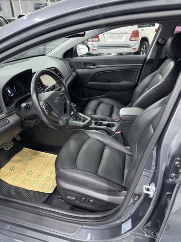 Hyundai Elantra 2015, 136,000 km - 1.6 л - Sumqayıt