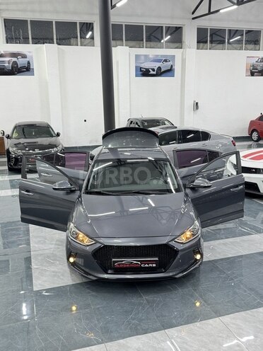Hyundai Elantra 2015, 136,000 km - 1.6 л - Sumqayıt