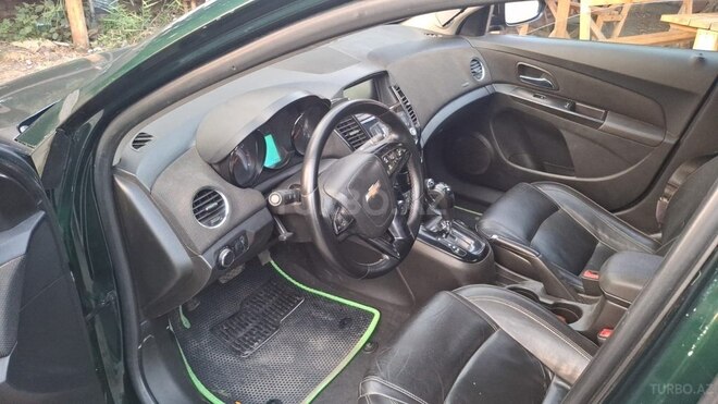 Chevrolet Cruze 2015, 290,000 km - 1.4 l - Gəncə